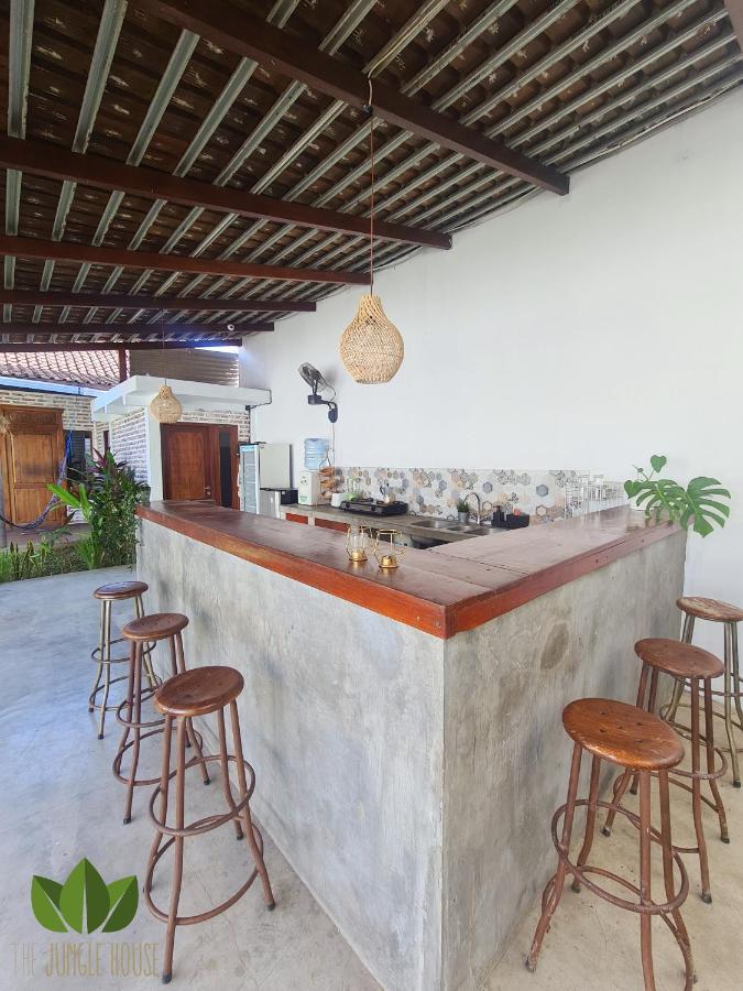 The Jungle House Vandrarhem Canggu Exteriör bild